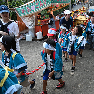 子ども神輿巡幸