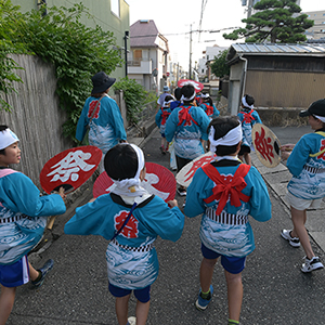 子ども神輿巡幸