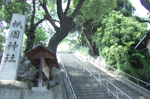 参道の階段